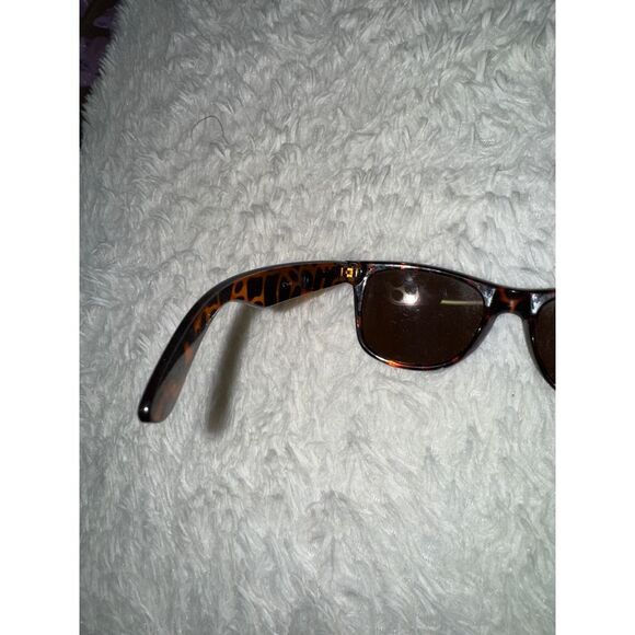 Ray-Ban Classic Tortoise Shell Sunglasses Brown Designer Shades UV Protection - Picture 6 of 6